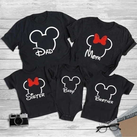 DAD Men’s Size Large Dad Mickey Mouse T-shirt - Disney family matching shirts - Picture 2 of 3